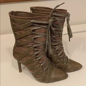 🔹FOREVER Taupe Pointed Toe Lace Up Stiletto Boot